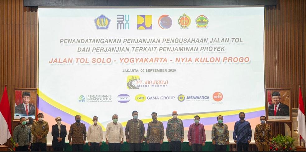 Penandatanganan Perjanjian Pengusahaan Jalan Tol Solo - Yogyakarta - NYIA Kulonprogo (06 September 2020)