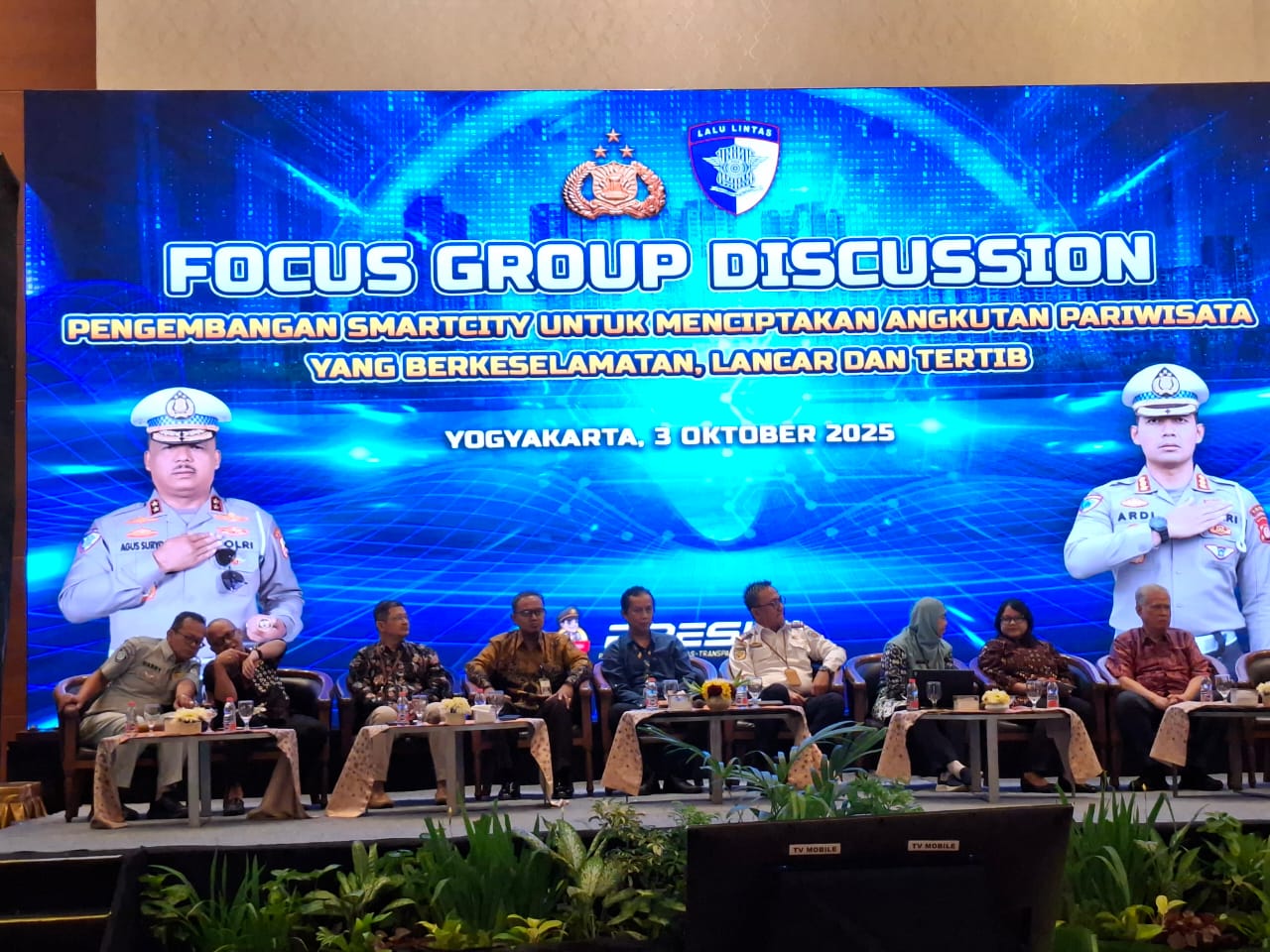 Dalam rangka pengumpulan data Primer pengembangan buku potret Keselamatan lalu lintas dengam Tema Smart City untuk menciptakan Pariwisata yang Berkeselamatan, Lancar & Tertib  Direktur Utama PTJasamarga Jogja Solo hadir sebagai Narasumber dalam kegiatan tersebut.